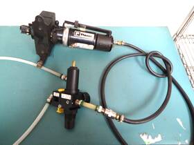 B35-02dhc Panduit Ct-550 Pneumatic Ch Crimp Tool With Parker Filter Regulator