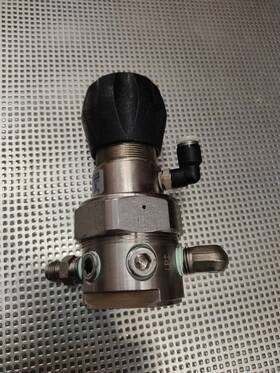 45901217-2 Parker Veriflo Ir4001 316l Ss 1-30psig Pressure Regulator -c262 Mmyy
