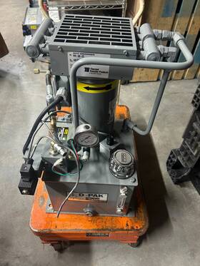 D5b1.3k0pb1kr1 Parker Hydraulic Power Unit 3hp 1725rpm With Thermal Rm-08-22 Heat Exchanger