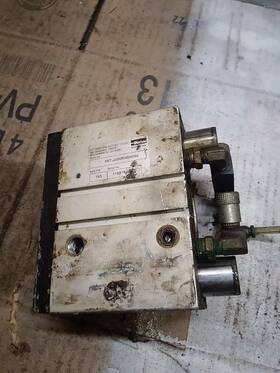 P5t-j050rhsn050 Parker Pneumatic Slide Cylinder P5tj050rhsn050