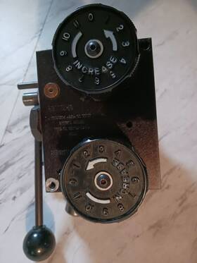 Qdb-12-a07-b16-na Parker Good Condition Auger Spinner
