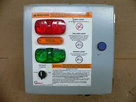 250-1313 Pentalift Fm35 Enclosure Automated Dock Lift Controller
