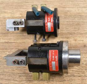 Gh-23a R&i Mfg 2x Dura Grip Pneumatic Gripper Bonus Parts