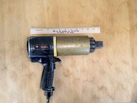Rad Torque 250gx Pneumatic Wrench 250gx- 1 Inch Drive Air Gun And Frl Cage