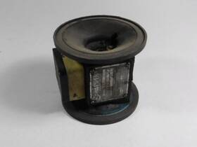 Sandpiper Eb1/2 Diaphragm Bracket Assembly Used