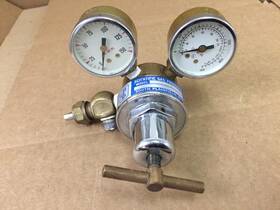 R15a Scientific Gas Products Regulator With Gauges 150/3000 Psi