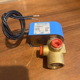 714n3a1a Skinner 714n50 Honeywell Valve Division 207 Psi