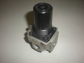 10-ar2500-02bg9 Smc - Pneumatic Regulator 1/4 Inch Npt Used Tests Ok
