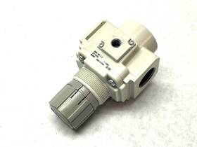 Ar40k-n06-z-b Smc Modular Regulator 3/4 Inch Npt