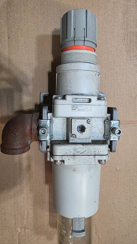Smc Aw60-n10-z-b 1 Inch Npt Air Pressure Regulator/filter 7-125 Psi 350 Cfm