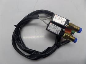 Ise2-01-55l Smc Lot Of 2 Pressure Switches