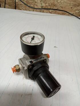 Nar2550-n02 Smc Pneumatic Regulator With 1.1mpa/160psi Gauge