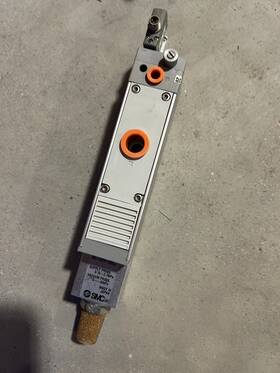 Nzl112pn-k25lz Smc Good Used Vacuum Ejector Multi Stage Zl112