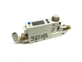 Pfm710s-f01-b-m Smc Digital Flow Switch 0.2 10l/min Flowrate 24vdc