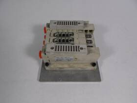 Ss5v2-10fd1-03bs-c6 Smc Plug-in Manifold Used