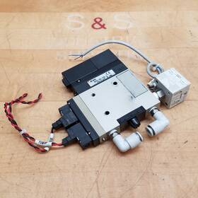 Zm131h-k5lz-e15cl-q Smc Vacuum Generator Assembly - Used