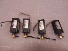 Zse1-t1-15 Smc Lot Of 4 Vacuum Switch T83058