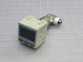 Smc Zse30af-n01-b Lot Of 2 Digital Vacuum Pressure Switch T268471