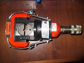 13642m Thomas & Betts And 12-ton Hydraulic Crimping Head With Steel Case 8 Dies