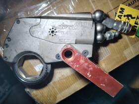 Tx4-1625-4 Torcup Tx-4 Hydraulic Torque Wrench With 2-1/16 Inch Hex Cassette Free Shipping
