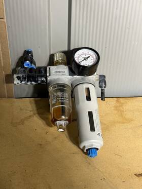 Univer U20080102a Ag Hze Filter Regulator