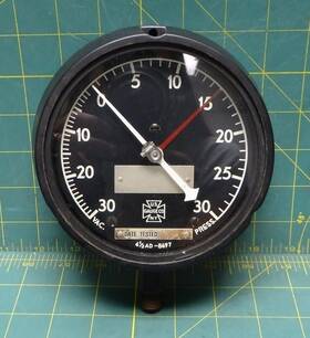 Ad-8697 Usg 4 1/2 Inch Pressure Gauge 30-0-30 1/4 Npt Bottom Conn. Back Flange