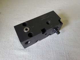 56-0006-03 Vektek Decoupler 3811 B 5000 Psig Max
