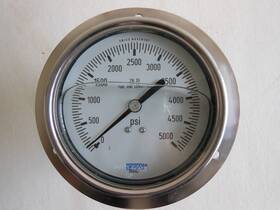 8100xiu Wika 316 Ss Tube And Connection 0-5000 Psi Pressure Guage
