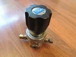 Aptech AK1010B AK1000 Series 4PL Single Stage Pressure Regulator/valve. Fixed Price $39.99.