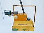 Enerpac MP1000 Multi-fluid Hydraulic Hand Pump, Bar, 2 Speed * For Parts. Fixed Price $475.00.