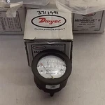 Dwyer Minihelic Series 5000 / 195947-00 W24U Pressure Gage. Fixed Price $30.40.