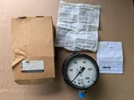 Ametek Us Gauge 0-1500 Psi, 4-1/2 Face, 1/2" Anpt Lm (new W/box). Fixed Price $74.95.