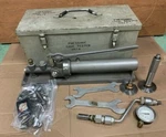 Ashcroft Portable Dead Weight Tester Hydraulic Pressure 1000 Lb 1305B-10. Fixed Price $499.99.