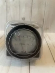 Dwyer 2-5000-0-NPT Diferential Pressure Gage Unused Surplus. Fixed Price $40.00.