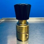 Emerson 44-2212-241-1134 Tescom Single Stage Regulator Inlet 3500PSI Out 100PSI. Fixed Price $245.00.