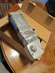De-sta-co 82M-3NO3006NL8-1 Pneumatic Motor Clamp Destaco Brand New In Box. Fixed Price $150.00.