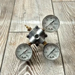 Johnson Controls Selector Switch S-232-1 W/ Pressure Gauges 30PSI. Fixed Price $18.19.