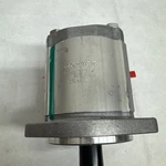 Concentric 1800289 Hydraulic Gear Pump, Cw, 0.49 Cu In/rev Displacement. Fixed Price $179.99.