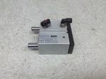 Parker P5T-J020RHFN025 Pneumatic Slide Cylinder P5TJ020RHFN025 (ok). Fixed Price $89.99.