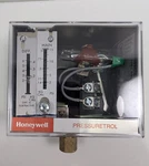 Honeywell Pressuretrol Control L404 A 1354 New Old Stock No Box. Fixed Price $200.99.