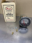 Dwyer 3003 Photohelic Pressure Switch/gage Series 3000 0-3 New Old Stock Usa. Fixed Price $199.99.