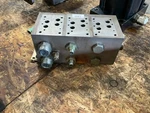 Lynch BD07GPH03SHUABAA Parallel Manifold Block (tbi). Fixed Price $539.99.