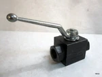Behringer Rotelmann 3 Way DN12 1/2NPT St Pom/f PN500. Fixed Price $54.00.