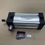 Parker 2.00CD4MAU14AC04.00 Cylinder Nsnp. Fixed Price $155.00.
