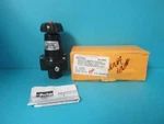New Parker Schrader Bellows Pressure Regulator 035632000B Dt 4718 1-125 Psig. Fixed Price $99.99.