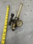 #2 Victor HRF2325 Gas Regulator Flowmeter 3000 Psig "old School" Parts. Fixed Price $80.00.