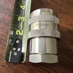 Parker S71-3C8-8F Snap-tite Non-spill Hydraulic Coupler 1/2" Fnpt, 20 Gpm 316SS. Fixed Price $215.00.