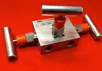 6000PSI Valve Manifold Parker 1/2" Fnpt Carbon Steel 3/16" Bore P3M3HD8F8FCSV. Fixed Price $174.99.
