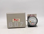Dwyer 2000-00-C Magnehelic Pressure Gauge. Fixed Price $34.50.