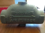 Honeywell AP401 1/4" Air Purger. Fixed Price $20.00.